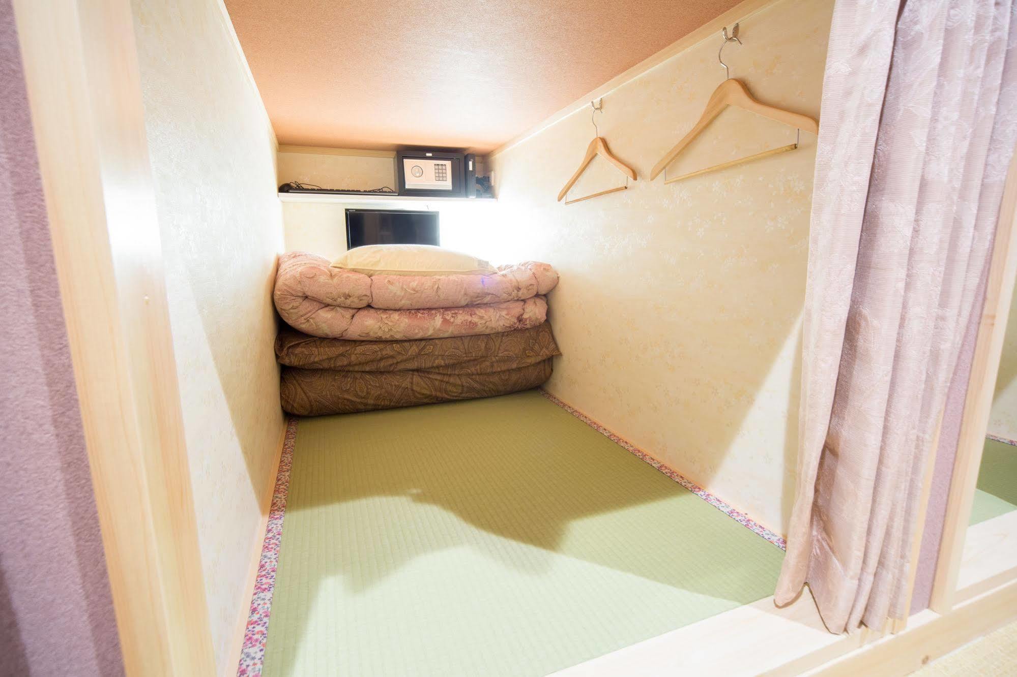 Hostel Wasabi Nagoya Ekimae Exterior photo